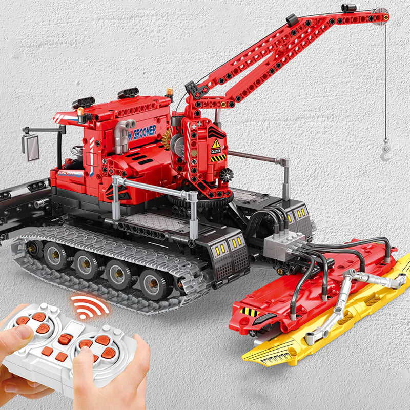 Remote Controlled Snow Groomer | 1099pcs
