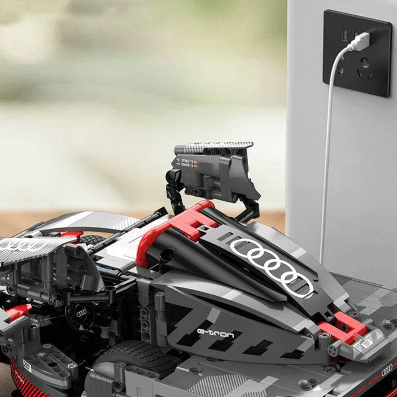 Audi RS Q E-tron | 1432pcs
