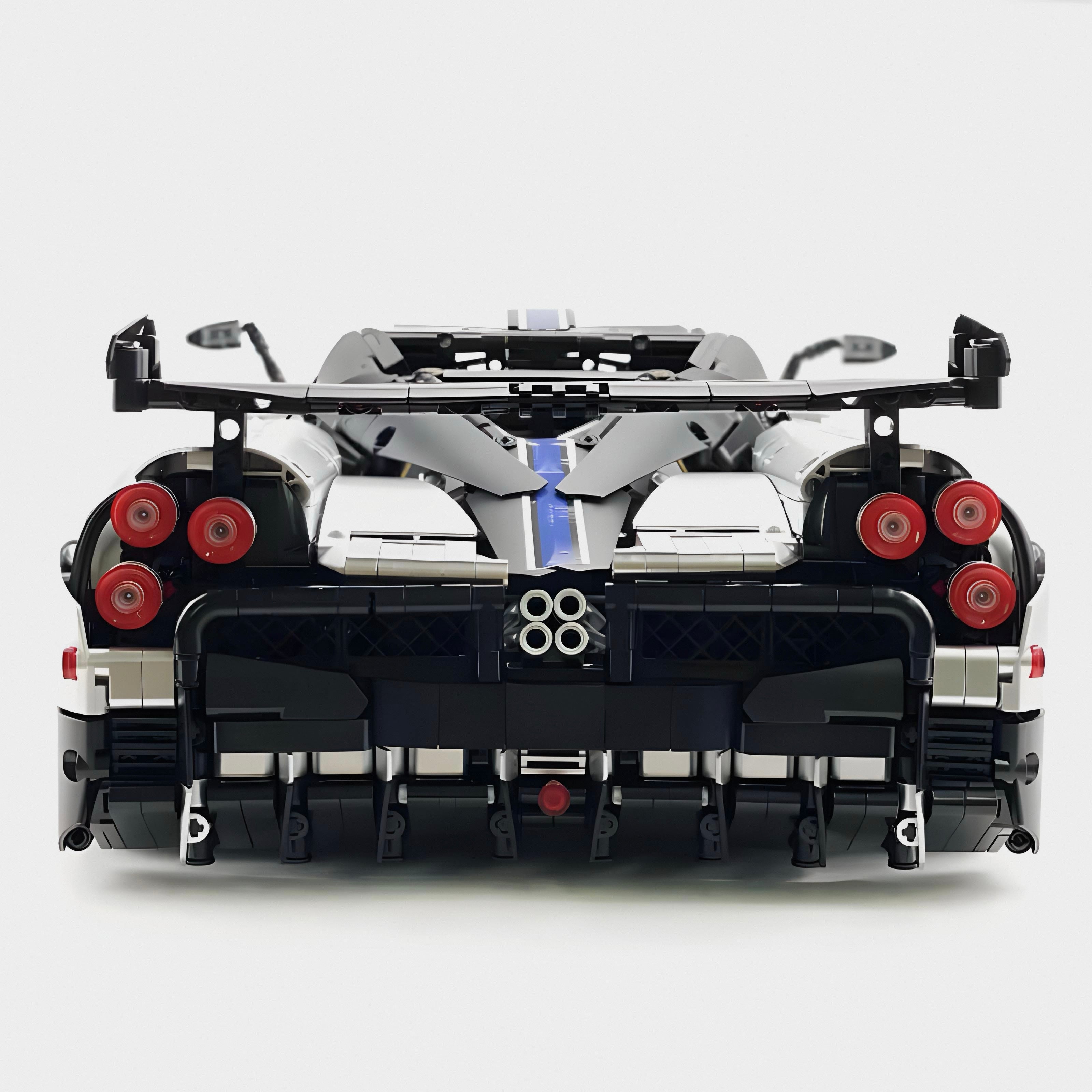 Limited Edition Metallic Huayra BC | 4710pcs