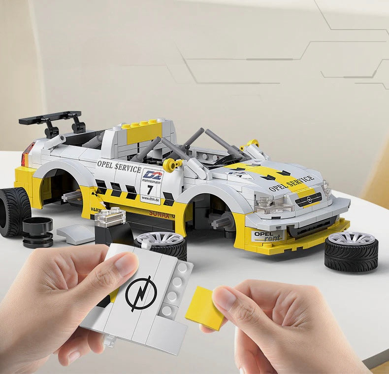 Remote Controlled Opel Astra V8 | 462pcs