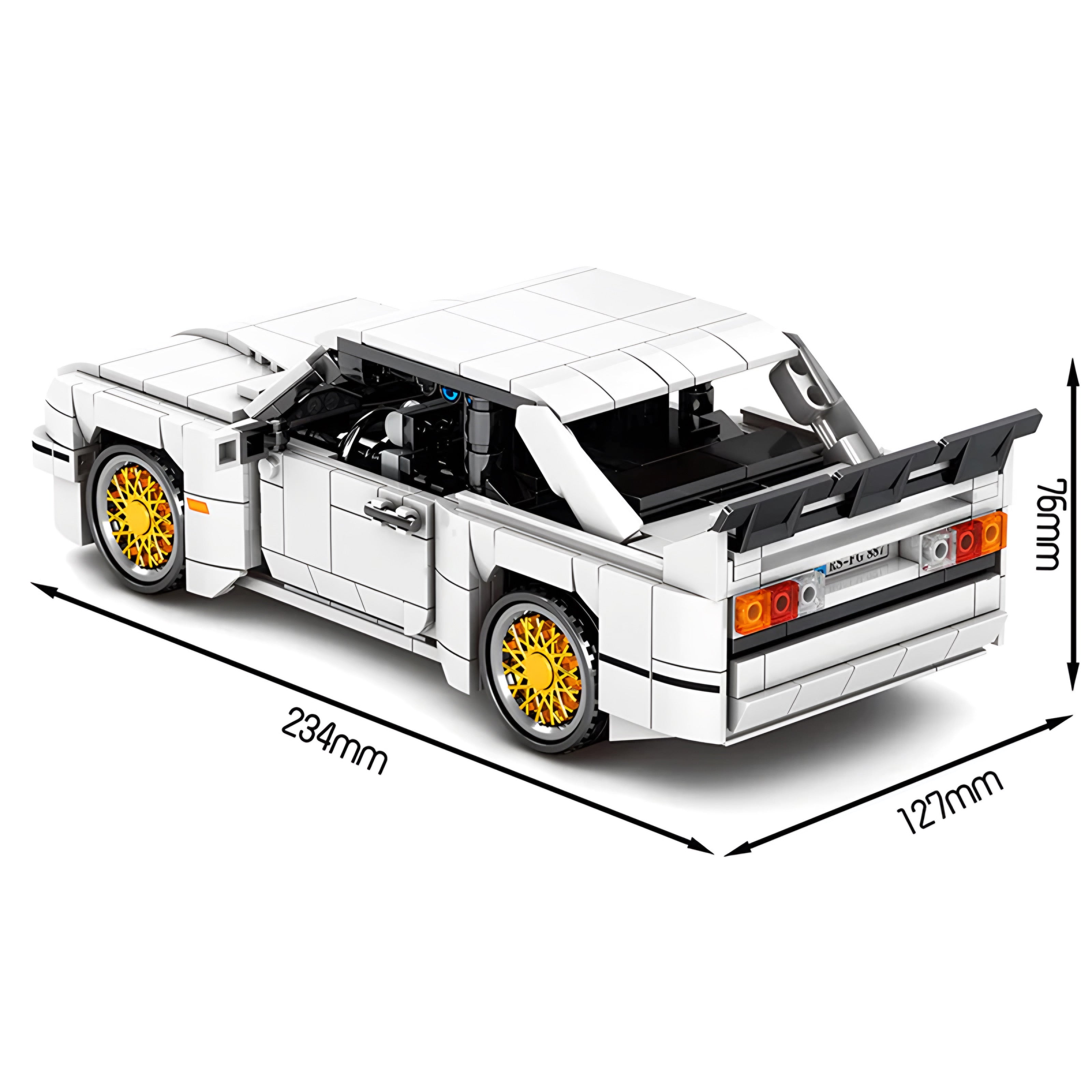 The Iconic E30 | 772pcs