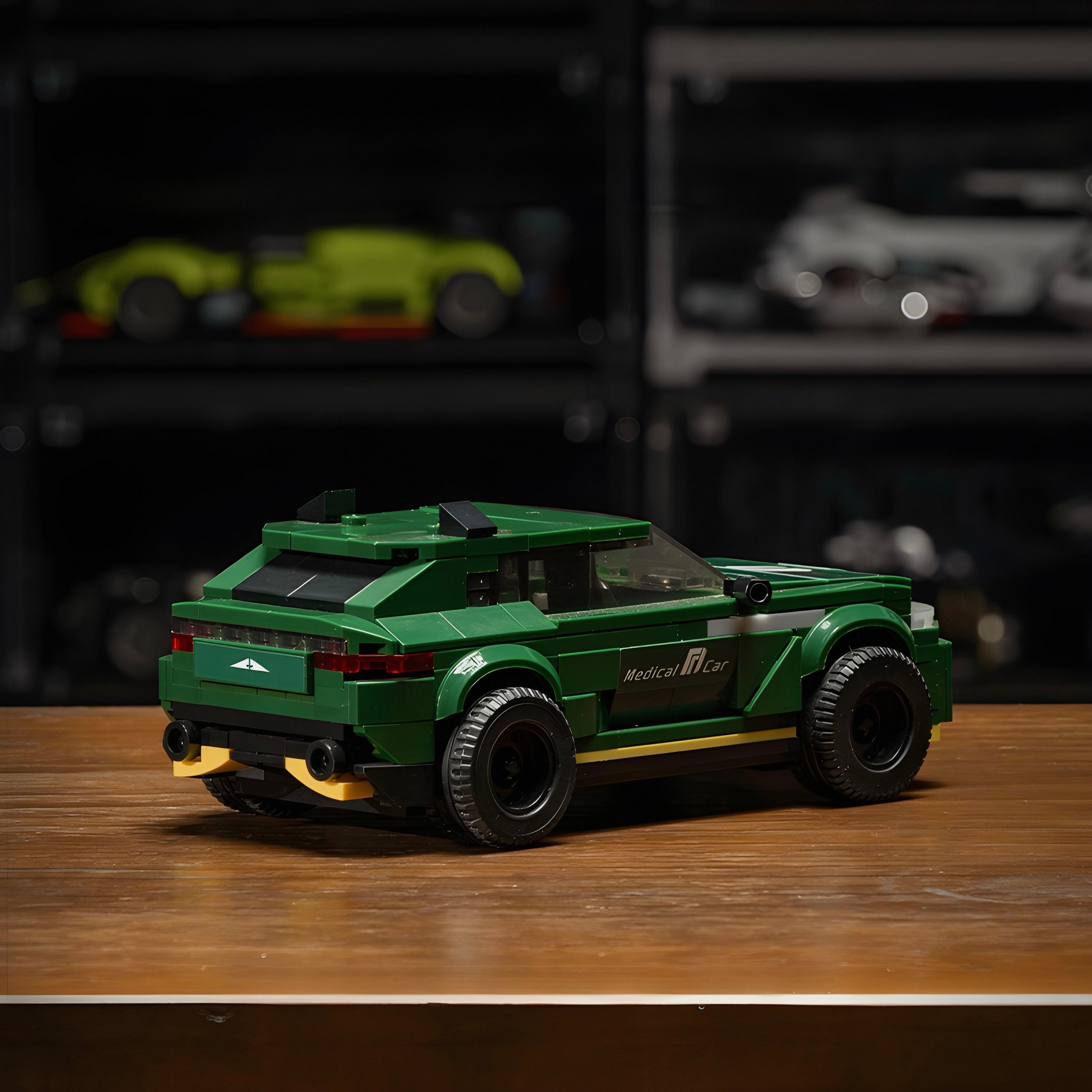 British F1 Medical Car | 388pcs | Block World