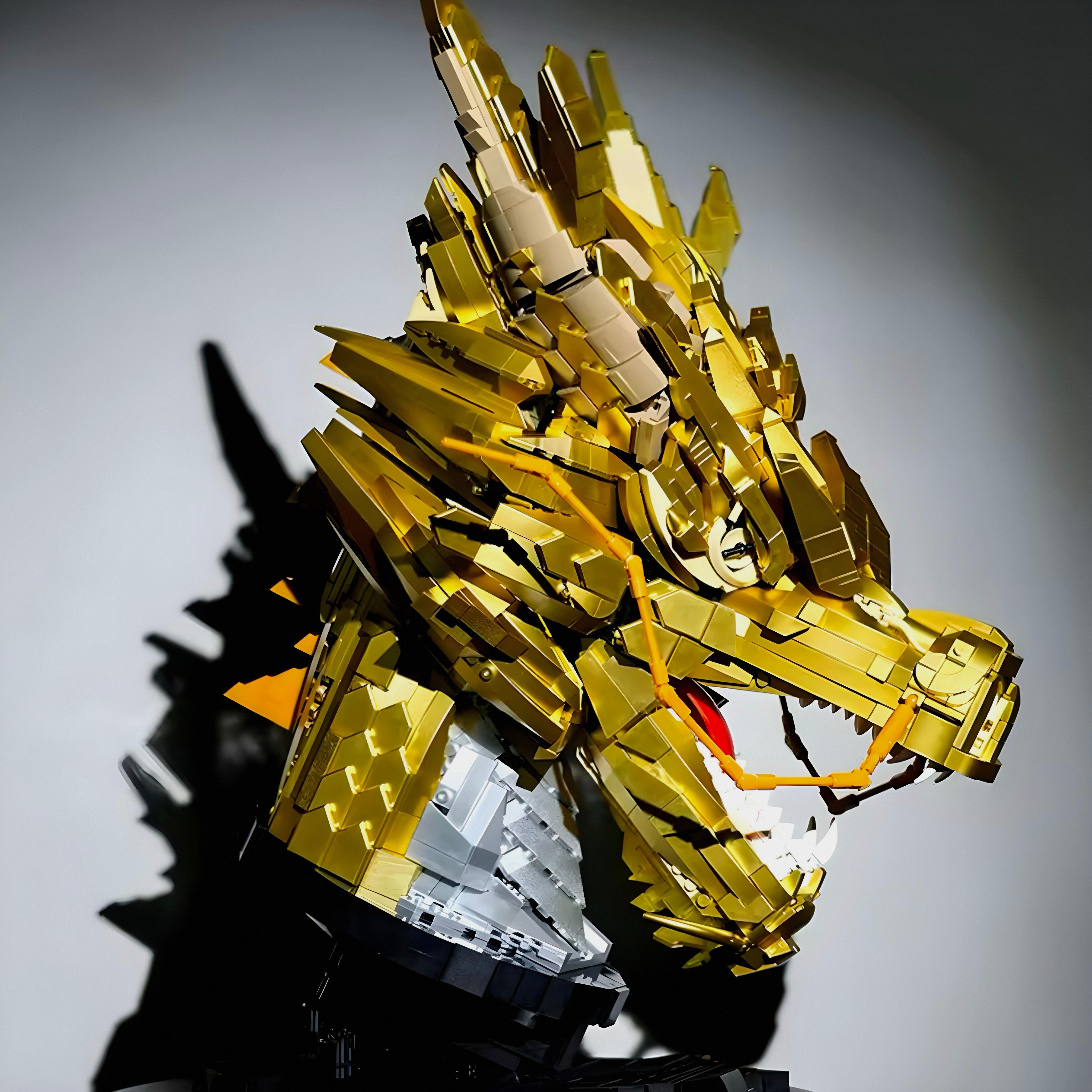Gold Edition Dragon Head | 2572pcs | Block World