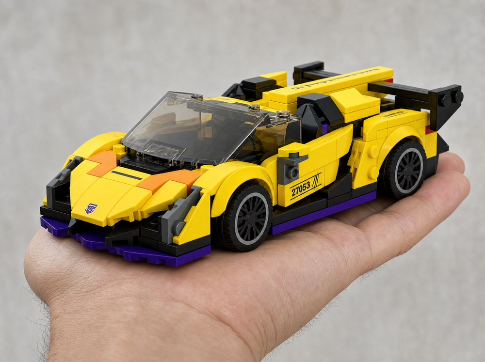 BlockWorld Veneno - scale in hand